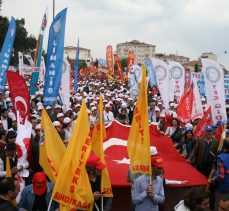 1 MAYIS GEBZE’DE COŞKUYLA KUTLADI