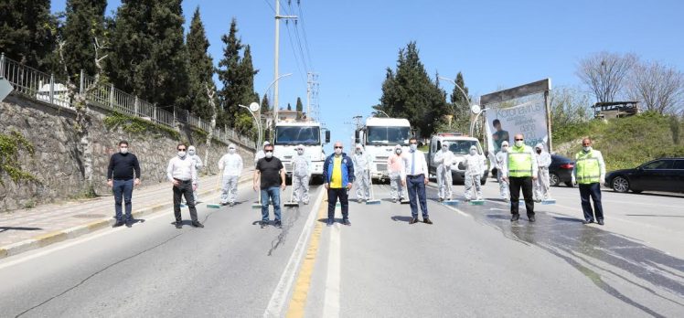 Darıca’da caddeler baştan sona yıkandı