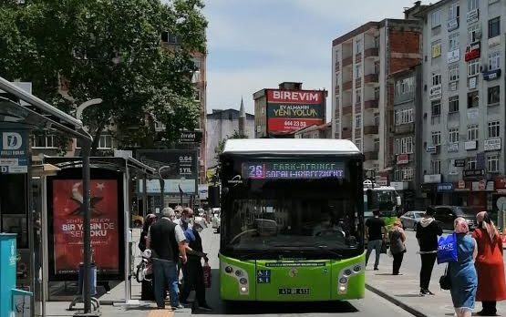 Toplu Taşıma Günlük Kullanımı 200 Binin Üstüne Çıktı