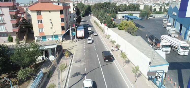 AŞIROĞLU CADDESİ YENİLENİYOR