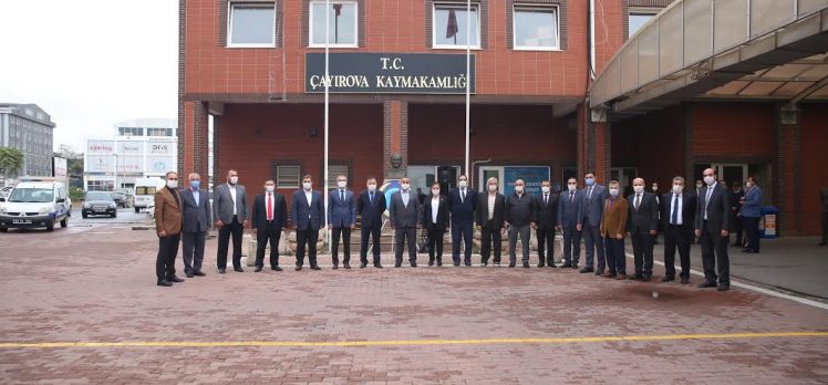 Çayırova’da muhtarlar günü kutlandı