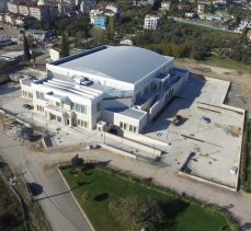 DARICA SPOR SALONU ÖZGÜN MİMARİSİ İLE PARILDIYOR