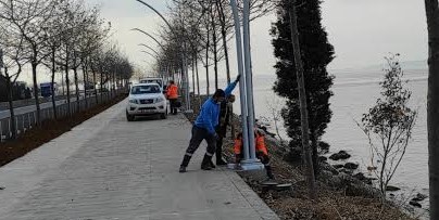 ULAŞLI’DA GÖRSEL AYDINLATMA İMALATI YAPILIYOR