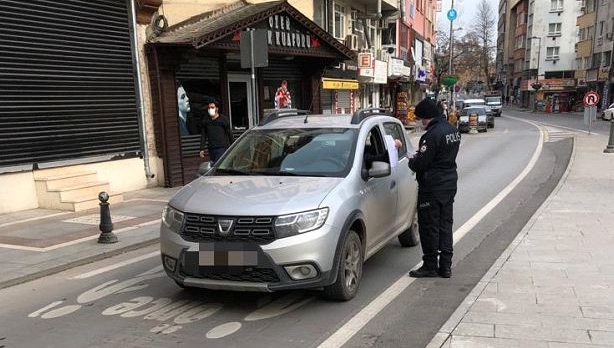 Yasağa uymayanlara yine ceza yağdı.