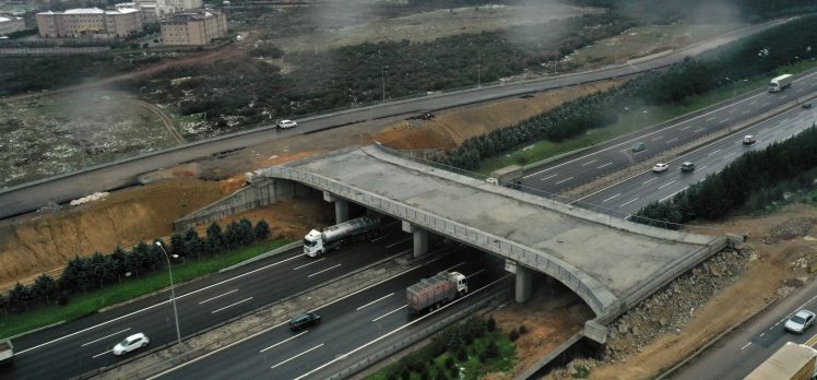 Gebze – OSB yan yollarda hummalı çalışma