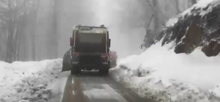 Kocaeli’nin yüksek kesimleri beyaz örtüyle kaplandı