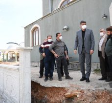 Kocaman Akşemseddin Camii çalışmalarını inceledi