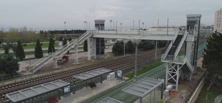 Eğitim kampüsü üst geçidi tamamlanma aşamasına geldi