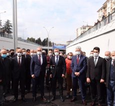 Karamürsel Köprülü Kavşağı trafiğe açıldı