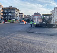 Gölcük Donanma Caddesi’ndeki otopark tamamlanıyor