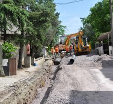 Gölcük İhsaniye’de yağmur suyu altyapısı yapılıyor