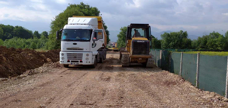 Köseköy sanayi bölgesine yeni yollar yapılıyor