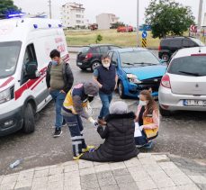 Çayırova’da iki otomobil çarpıştı; 1 yaralı!