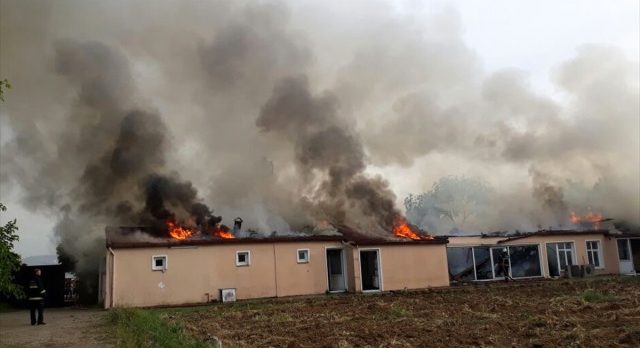 Kocaeli’nin Gebze ilçesinde bir gecekonduda çıkan yangın söndürüldü.