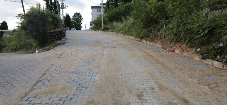 Dilovası’nda yollar bakımdan geçiyor!