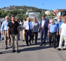 CHP Kocaeli Marina esnafını yalnız bırakmadı