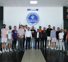 Kağıtspor voleybolda imzalar tamam