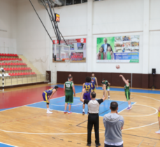 ÇESK Basketbol Takımı ilk maçına çıktı