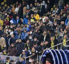 Fenerbahçe taraftarı yönetimi istifaya çağırdı