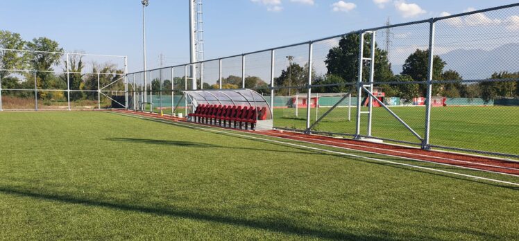 Kullar Futbol Sahası tamamlandı