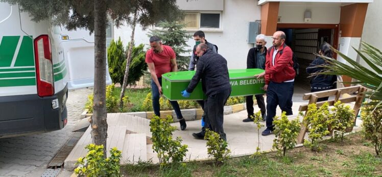 Kendisinden haber alınamayan öğretmen evinde ölü bulundu