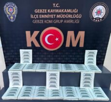 Polis 2 milyon 152 bin TL değerinde sahte dolar ele geçirdi