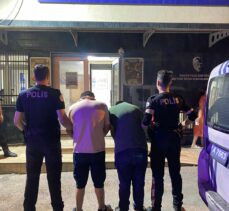 Darıca’da 2 kişi uyuşturucuyla yakalandı