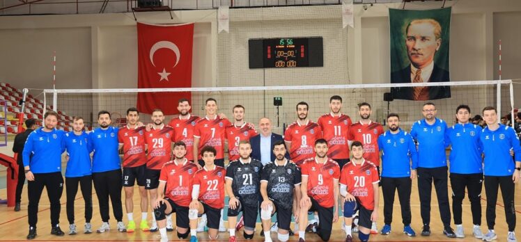 Gebze Belediyesi voleybolda tutulmuyor